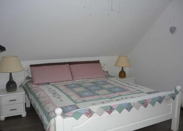 Ferienwohnung Kluetz - Unterkunft Mit 2 Schlafzimmern Und Modernem Bad